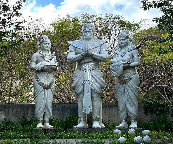 BALI GARUDA WISNU KENCANA