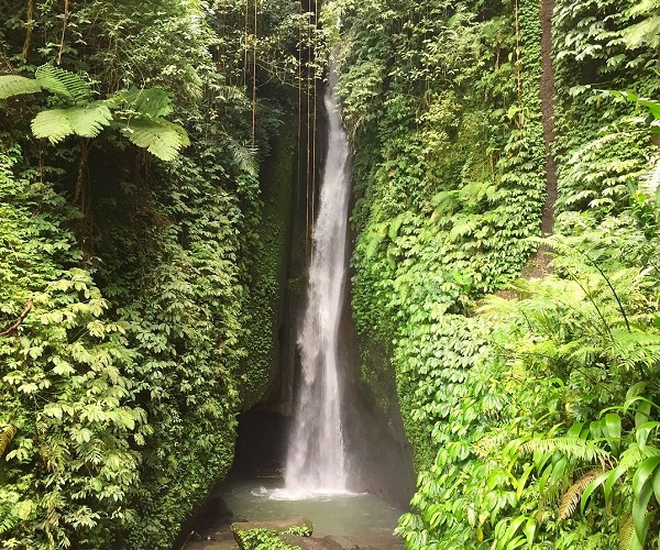 Leke Leke Waterfall
