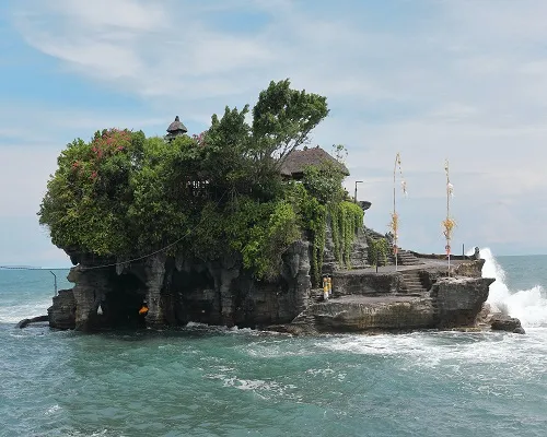 TANAH LOT KINTAMANI ULUWATU TOUR