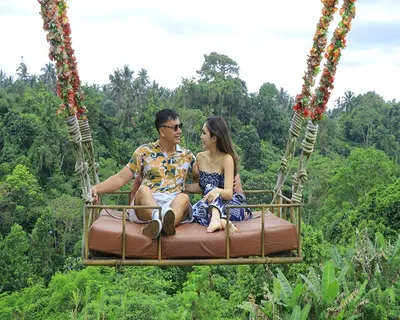 BALI SWING TOUR