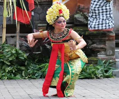 BARONG AND KERIS DANCE