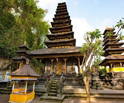 BALI GOA LAWAH TEMPLE